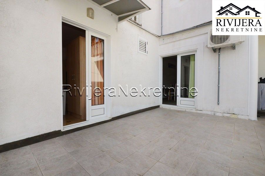Flat in Herceg-Novi, Montenegro, 90 m² - picture 5