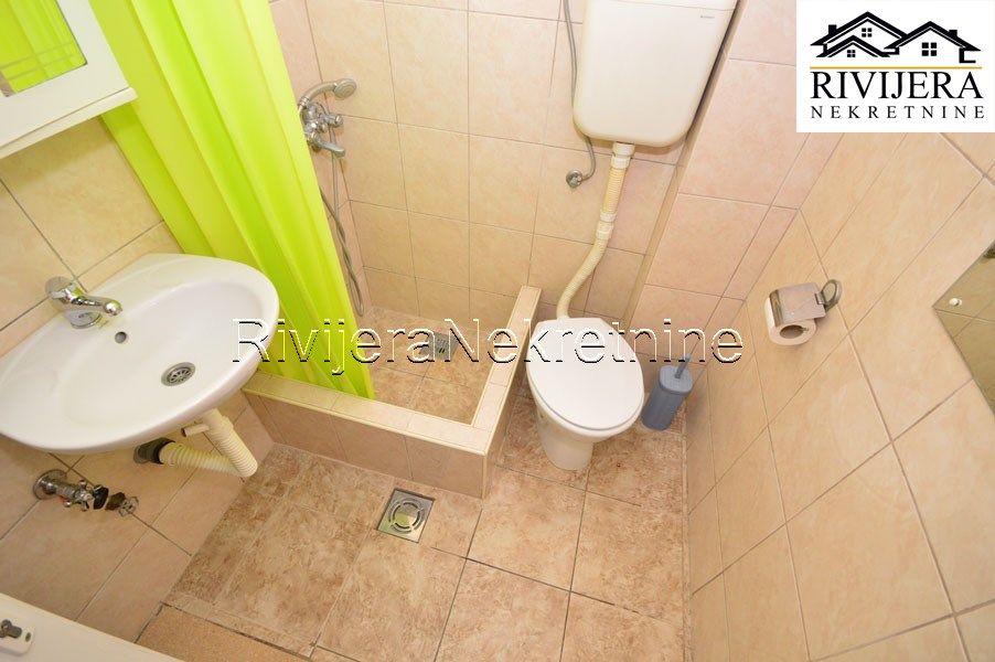 Flat in Herceg-Novi, Montenegro, 90 m² - picture 13