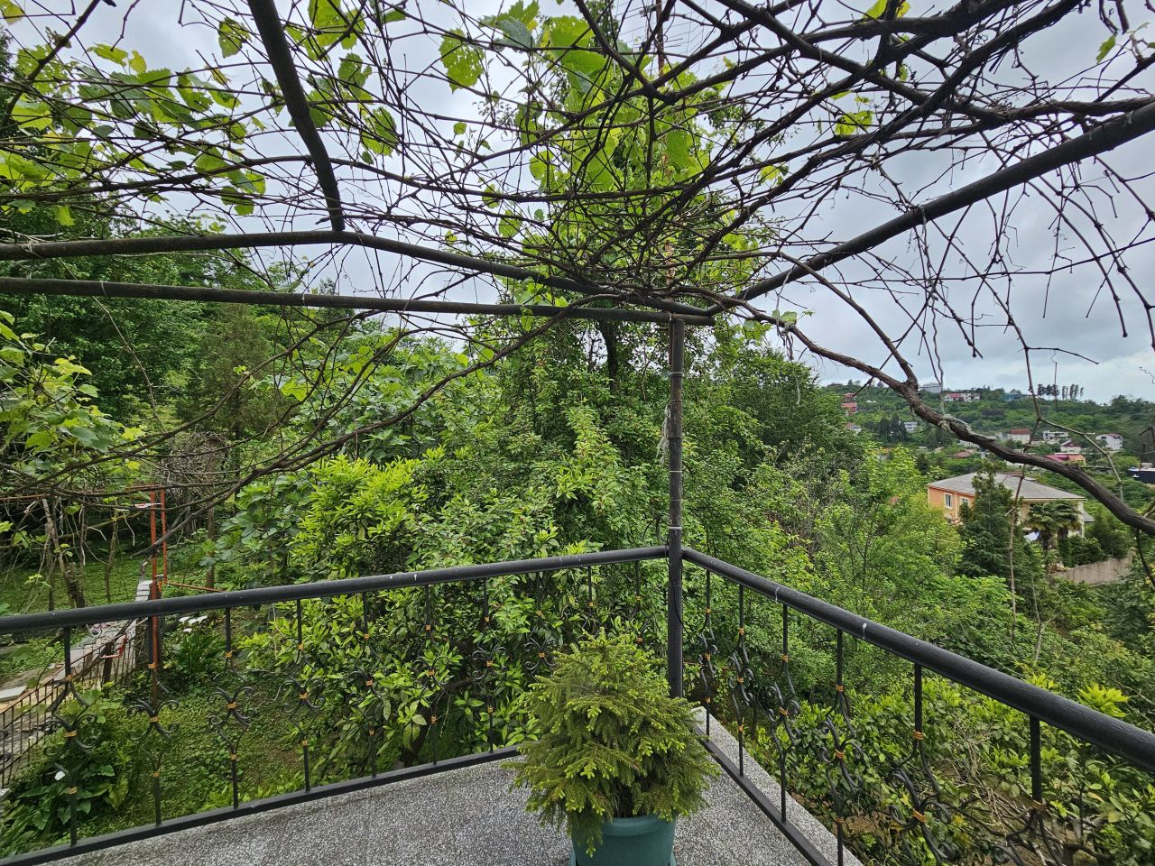 Maison à Batoumi, Géorgie, 300 m² - image 4