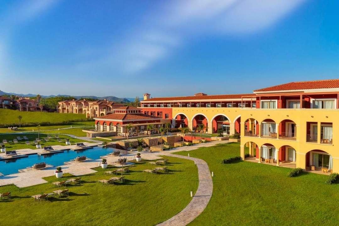 Hotel in Barcelona, Spain, 54 000 m² - picture 2