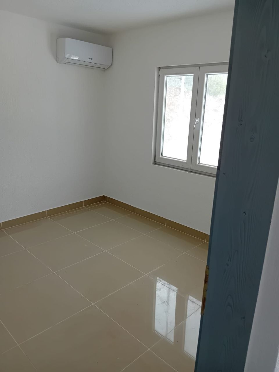 Casa a Sutomore, Montenegro, 170 m² - foto 3