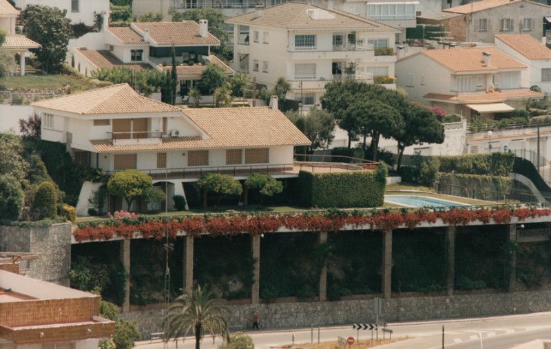 Chalet à Alella, Espagne, 412 m² - image 2