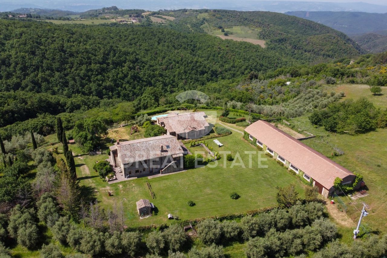 Casa a Orvieto, Italia, 754.75 m² - foto 2