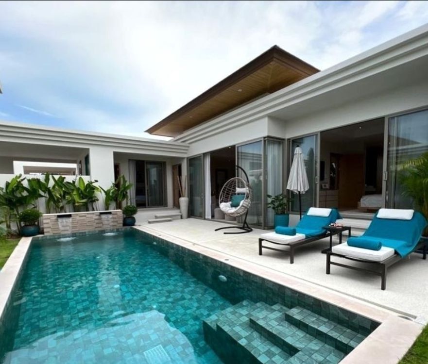 Villa in Phuket, Thailand, 243 m² - picture 1