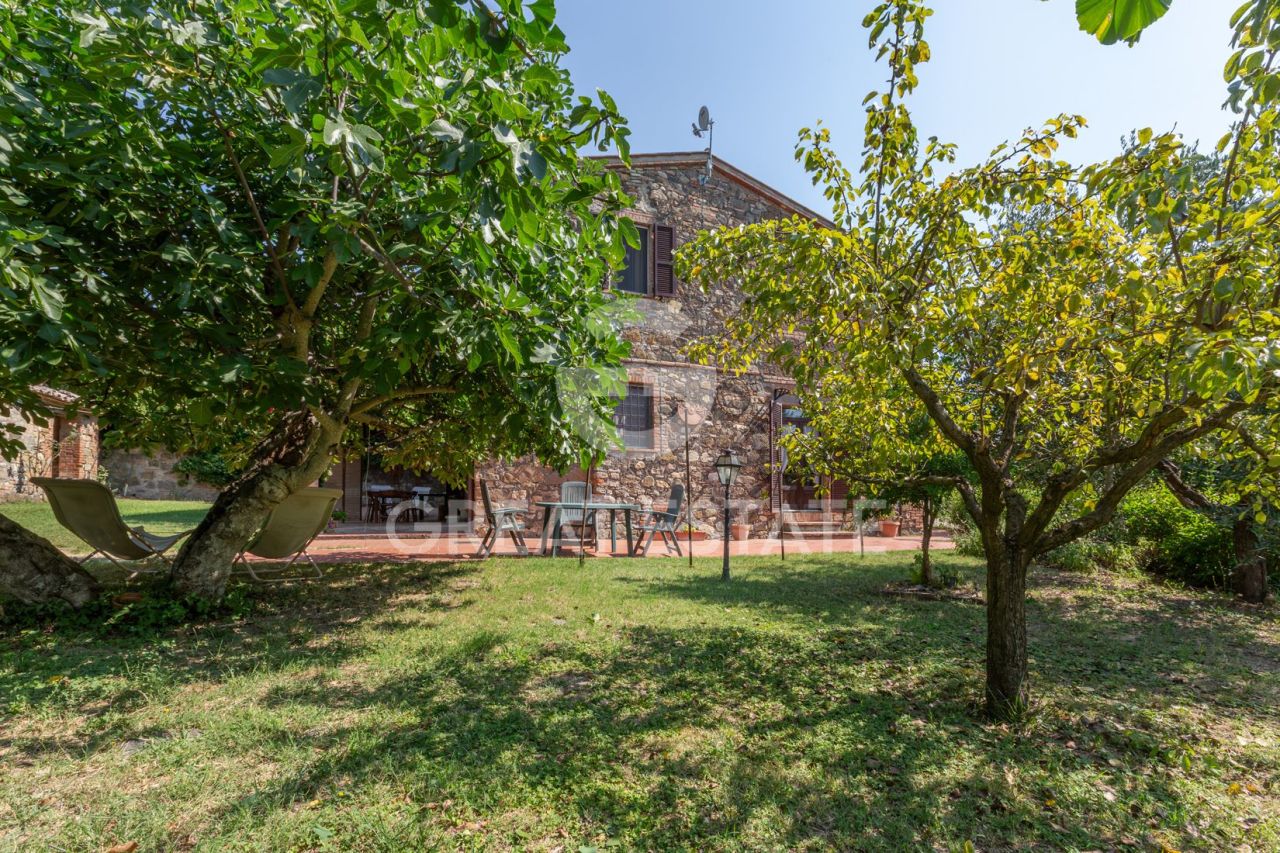 Maison à Cetona, Italie, 253.05 m² - image 4