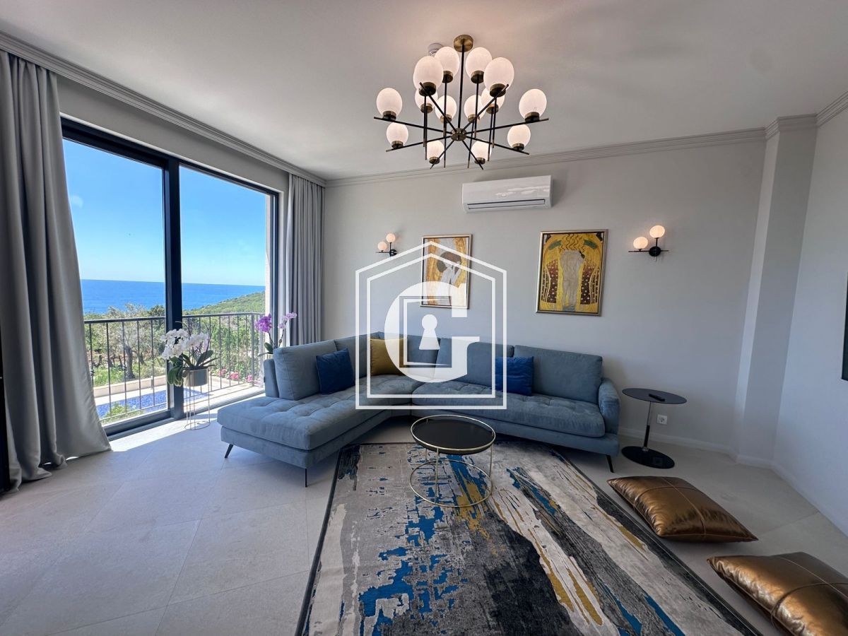 Townhouse a Budva, Montenegro, 220 m² - foto 4