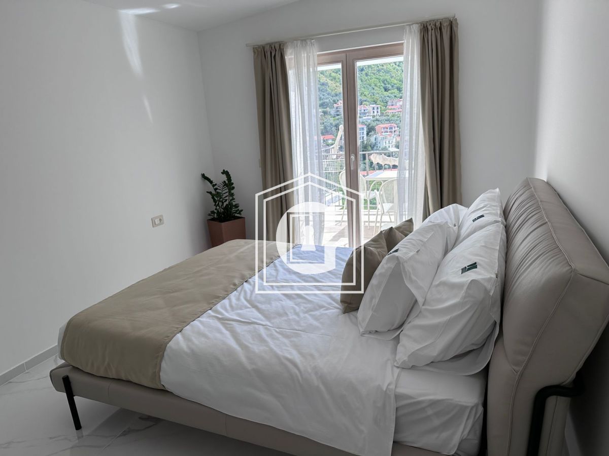 Apartment in Przno, Montenegro, 76 m² - picture 4