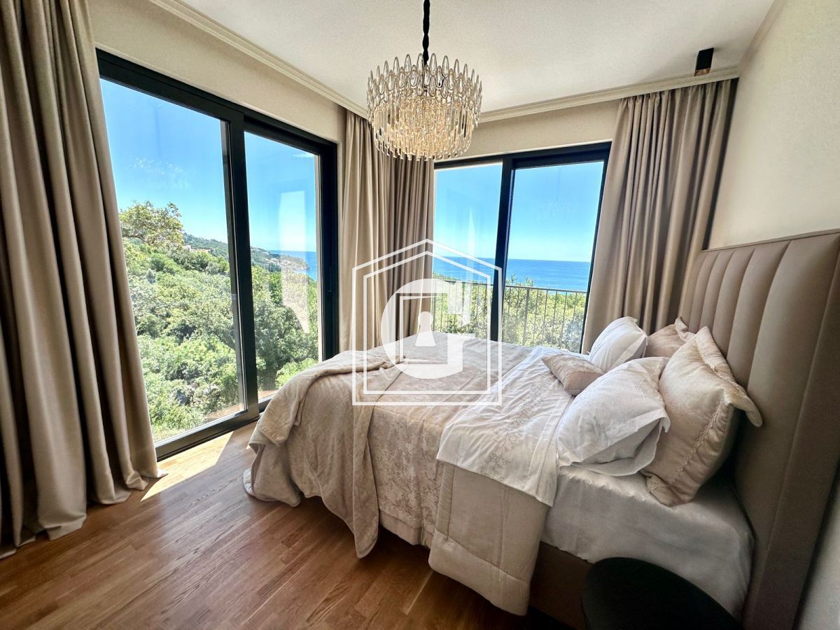 Townhouse a Budva, Montenegro, 220 m² - foto 8