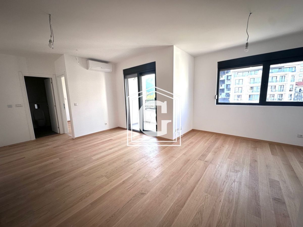 Apartment in Becici, Montenegro, 44 m² - picture 11