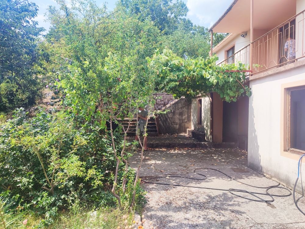 Maison à Nikšić, Monténégro, 150 m² - image 3