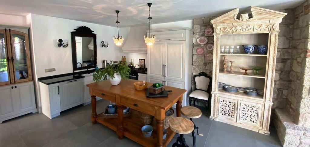 Villa in Cesme, Turkey, 200 m² - picture 10