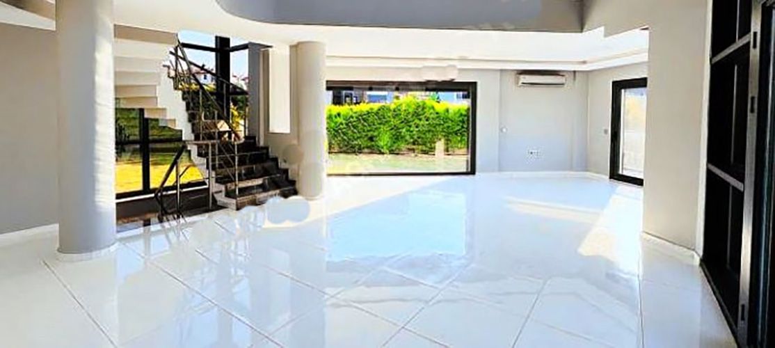 Villa à Cesme, Turquie, 380 m² - image 8