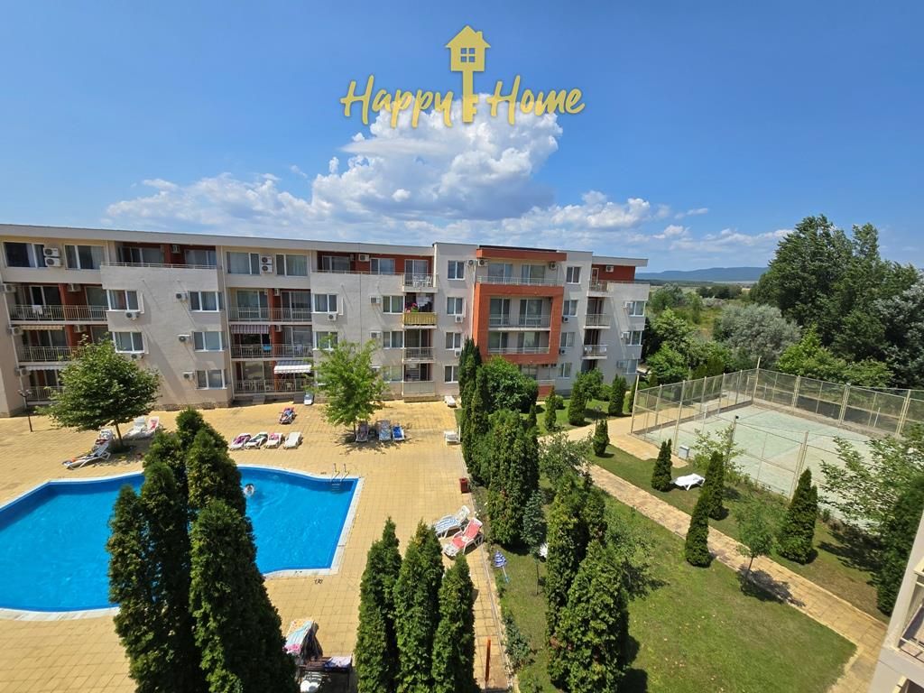 Appartement à Slantchev Briag, Bulgarie, 60 m² - image 1