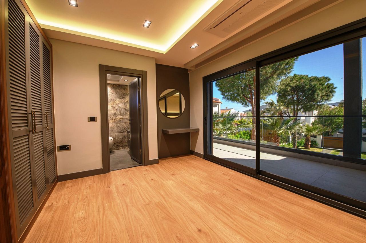 Villa à Cesme, Turquie, 250 m² - image 15