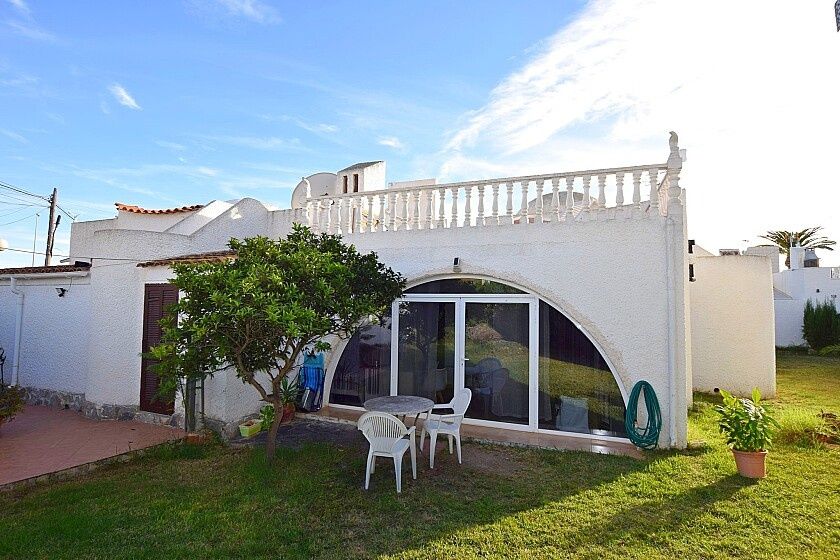 Villa in Orihuela Costa, Spanien, 65 m² - Foto 1