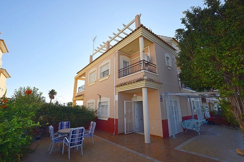 Villa in Orihuela Costa, Spain, 107 m² - picture 1