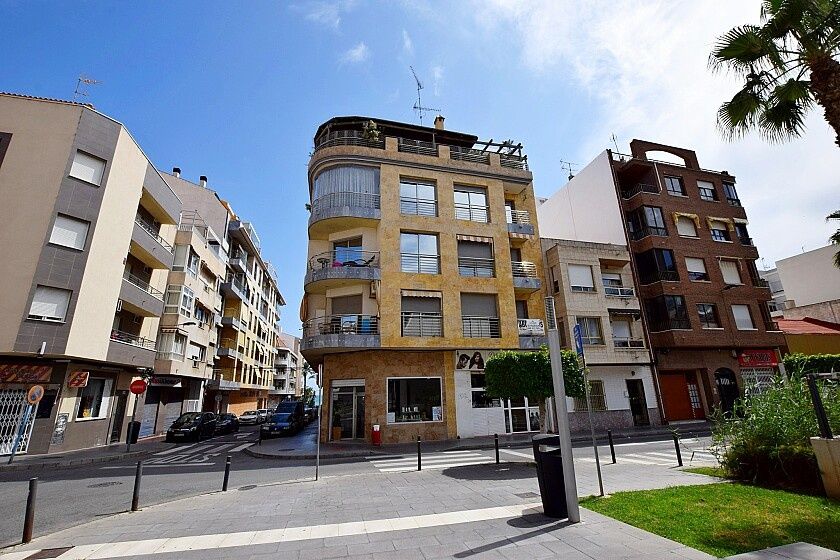 Gewerbeimmobilien in Torrevieja, Spanien, 90 m² - Foto 12