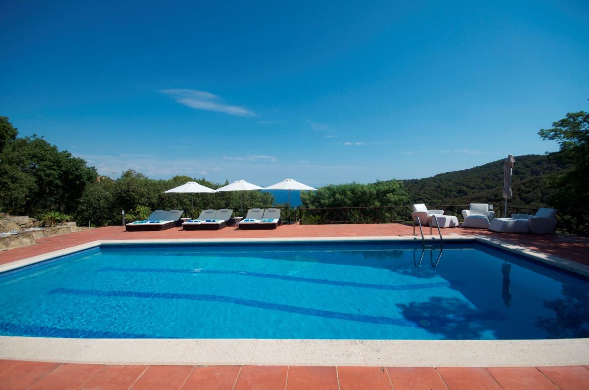 Maison sur la Costa Brava, Espagne, 881 m² - image 1