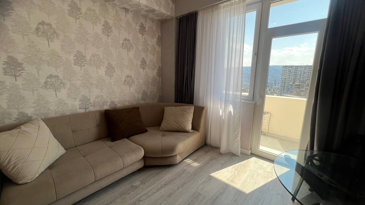 Piso en Tbilisi, Georgia, 61 m² - imagen 1