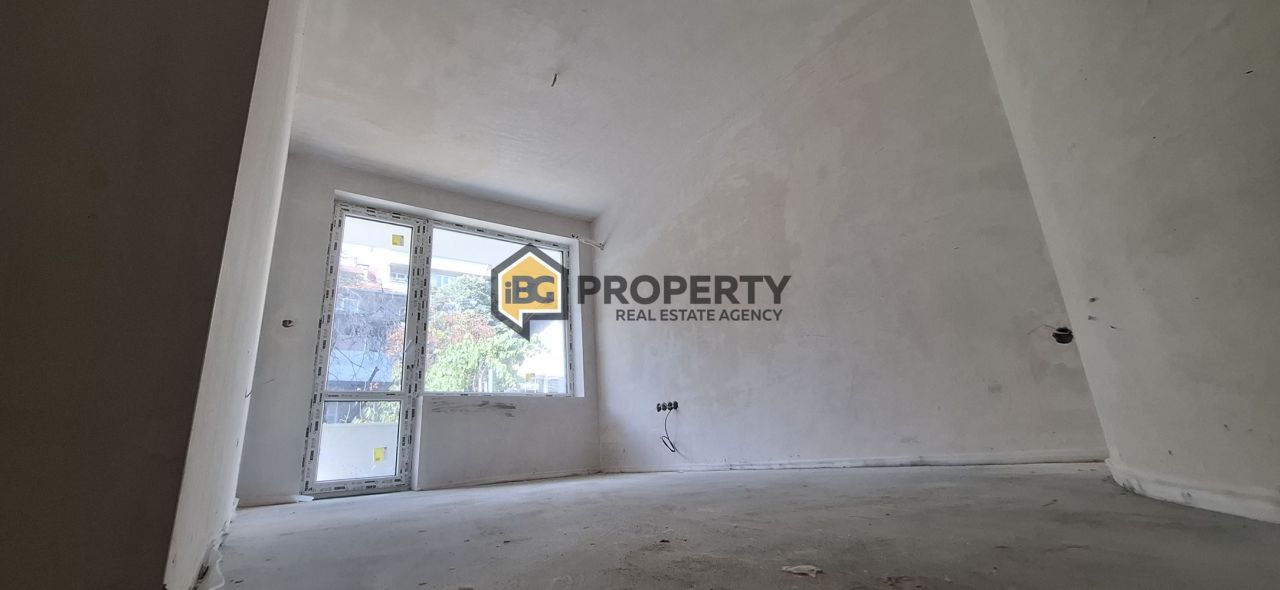 Appartement à Varna, Bulgarie, 99 m² - image 1