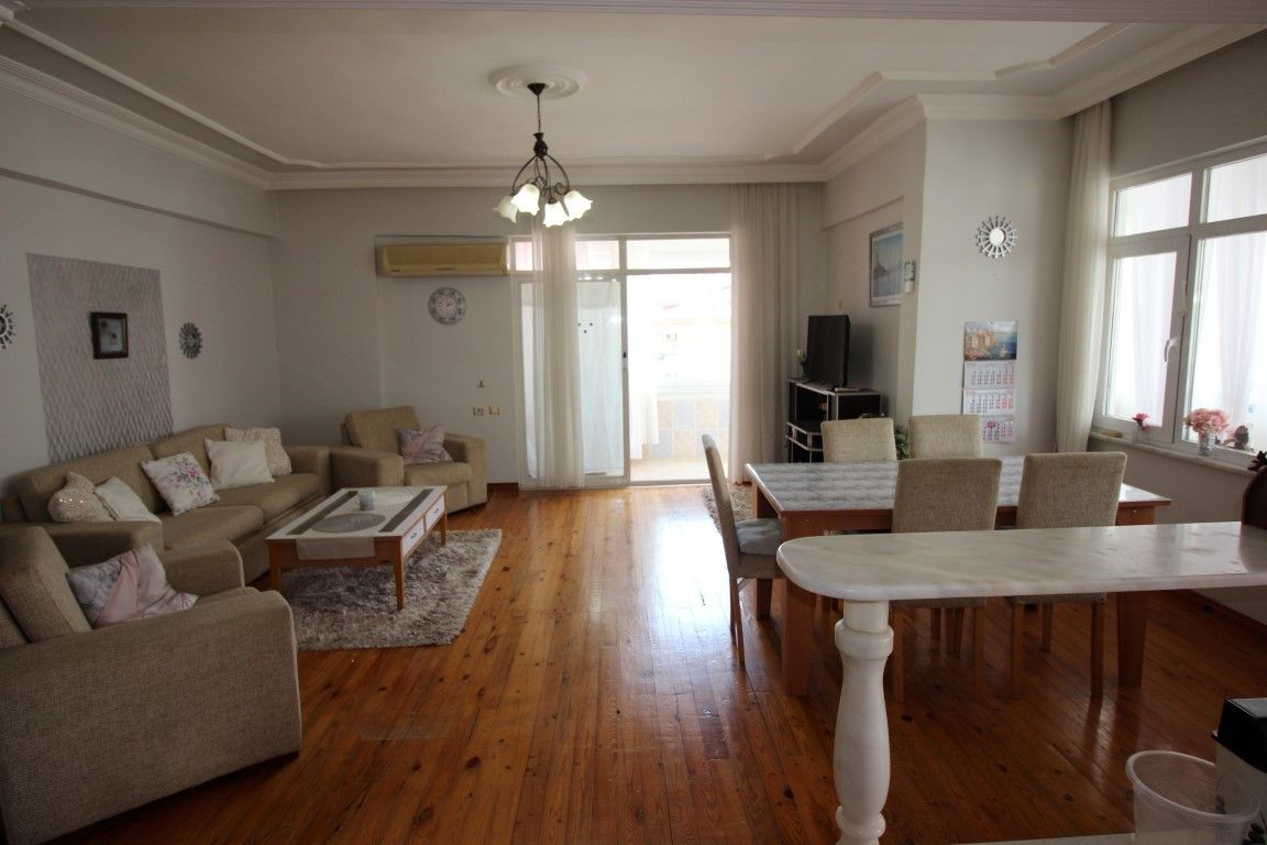 Flat in Alanya, Turkey, 130 m² - picture 1