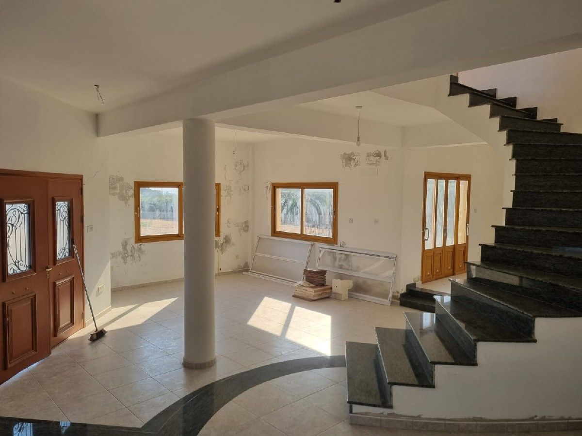 Villa in Paphos, Zypern, 400 m² - Foto 1