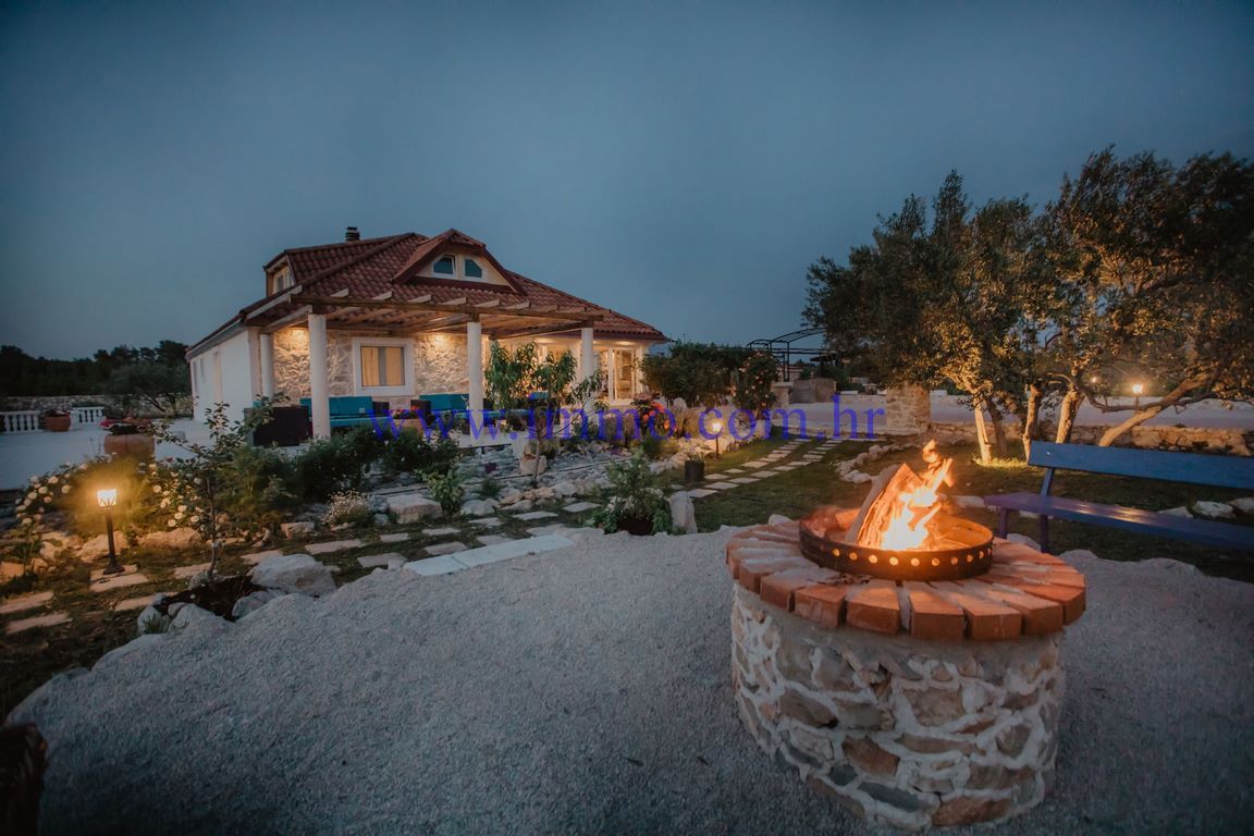 Tenuta a Sebenico, Croazia, 320 m² - foto 18