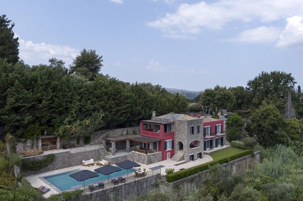 Villa en Corfú, Grecia, 350 m² - imagen 1