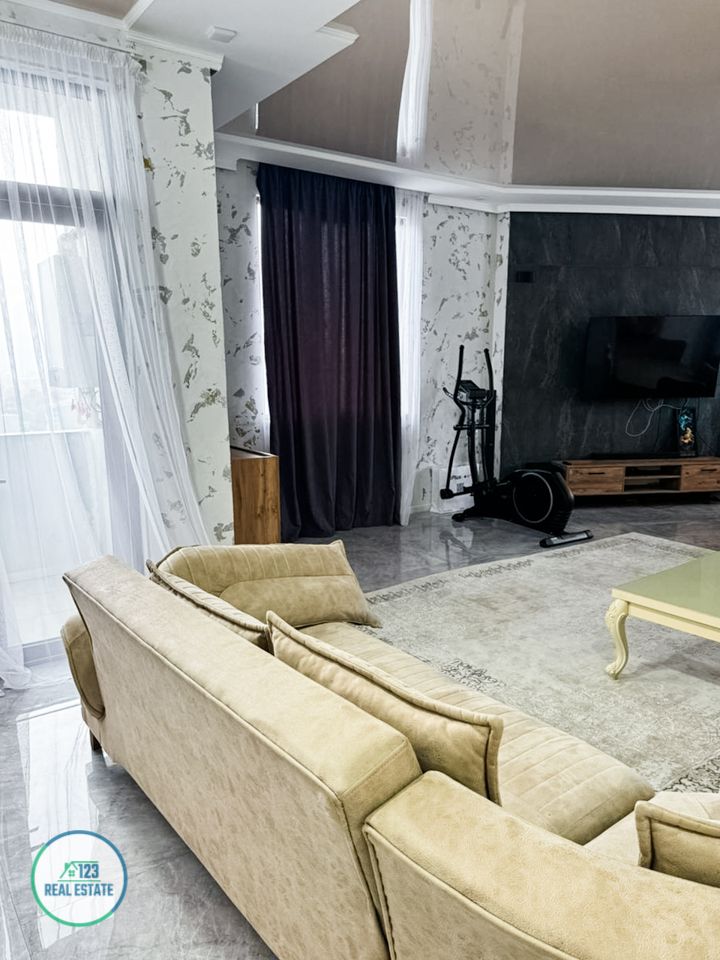 Wohnung in Batumi, Georgien, 152 m² - Foto 2