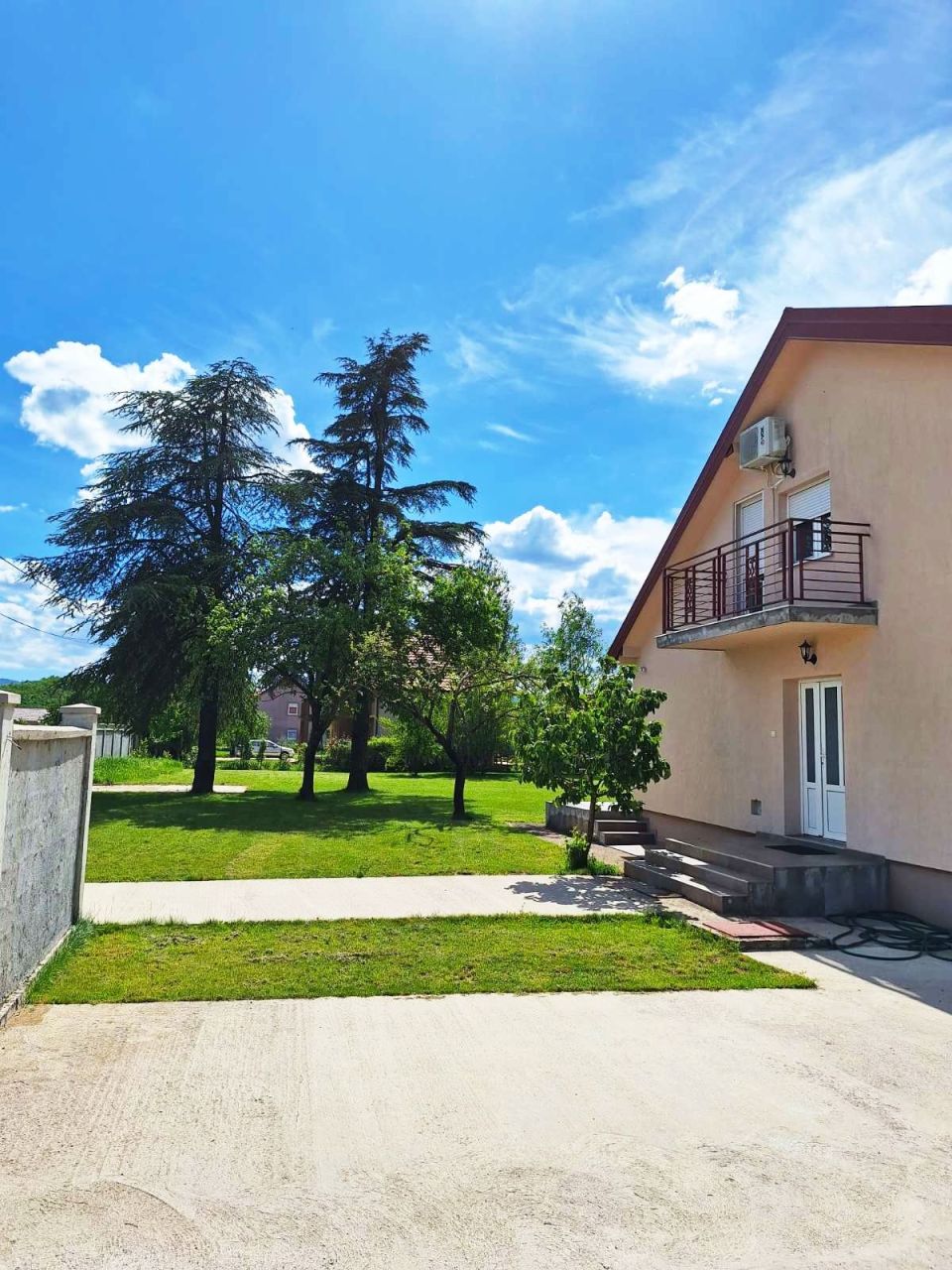 Maison à Nikšić, Monténégro, 130 m² - image 6