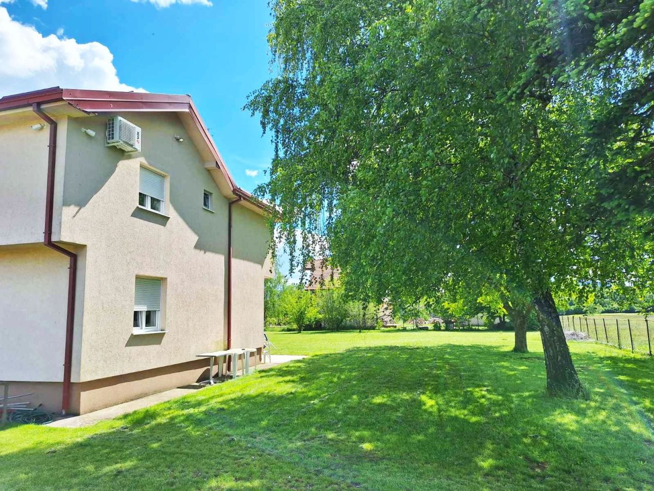 Maison à Nikšić, Monténégro, 130 m² - image 8