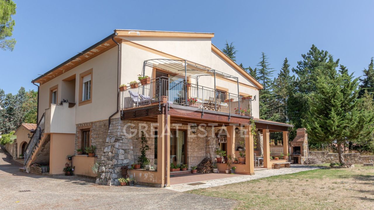 Casa en San Venanzo, Italia, 341.05 m² - imagen 2