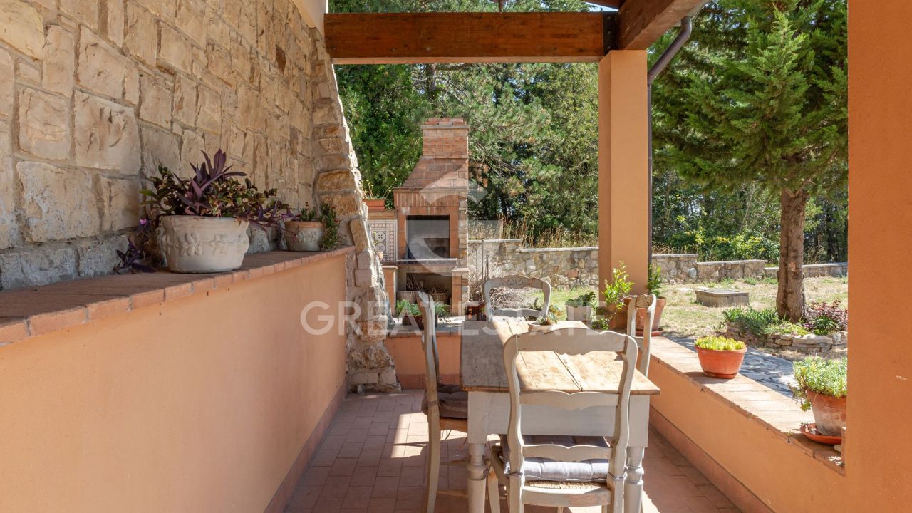 Casa en San Venanzo, Italia, 341.05 m² - imagen 9