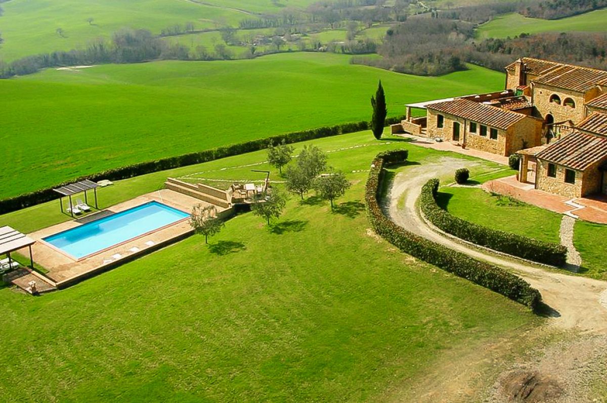 Casa en Siena, Italia, 750 m² - imagen 7