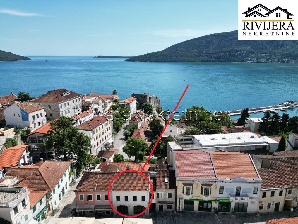 Büro in Herceg-Novi, Montenegro, 201 m² - Foto 1