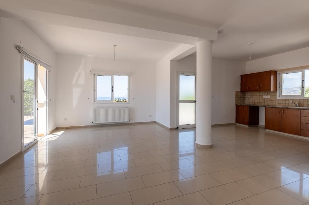 Commercial property in Polis, Cyprus, 762 m² - picture 9