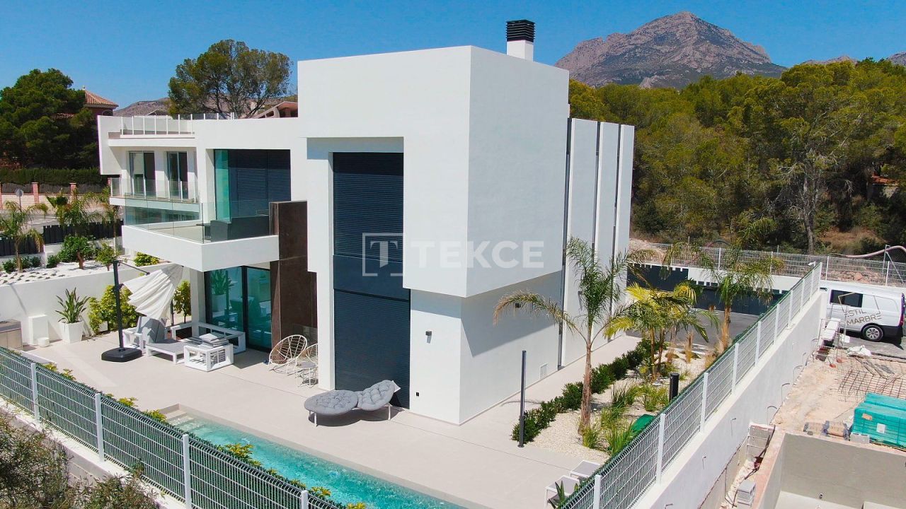 Villa à La Nucia, Espagne, 322 m² - image 1