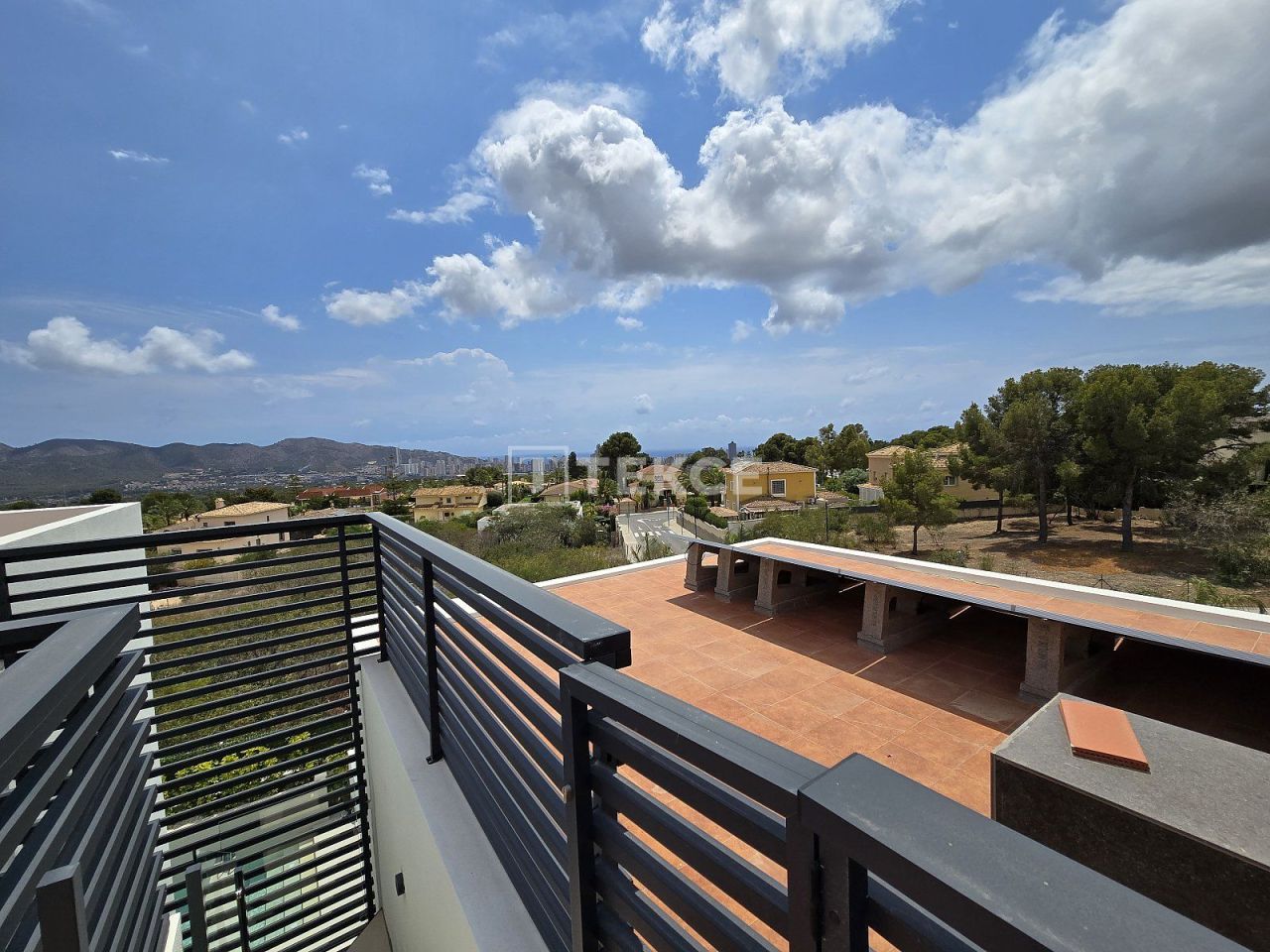 Villa à La Nucia, Espagne, 322 m² - image 16