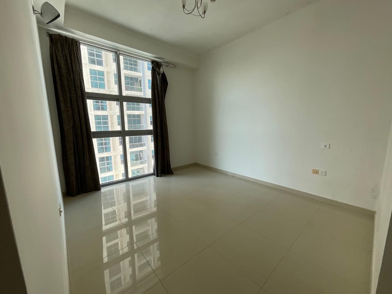 Appartement à Dubaï, EAU, 76.46 m² - image 1