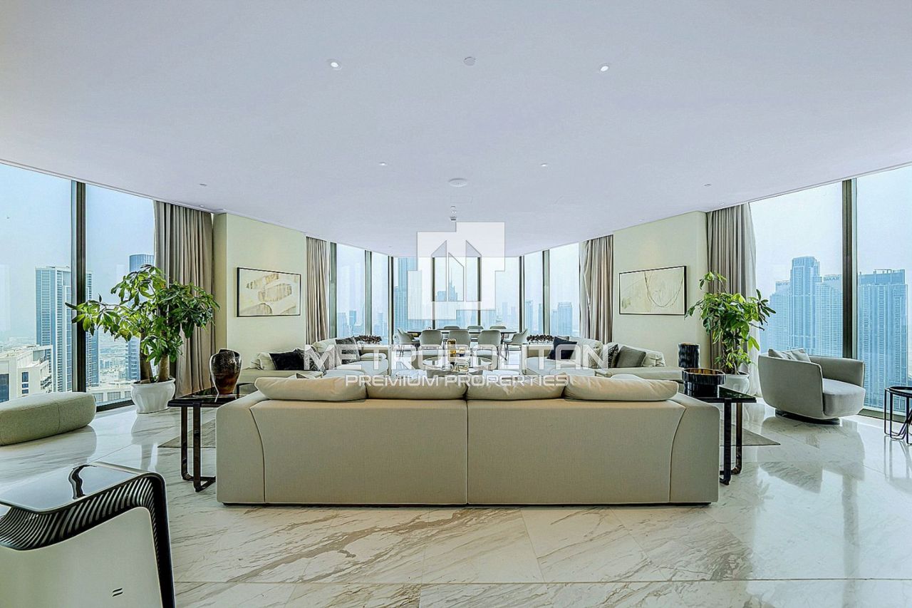 Apartment in Dubai, UAE, 622 m² - picture 1