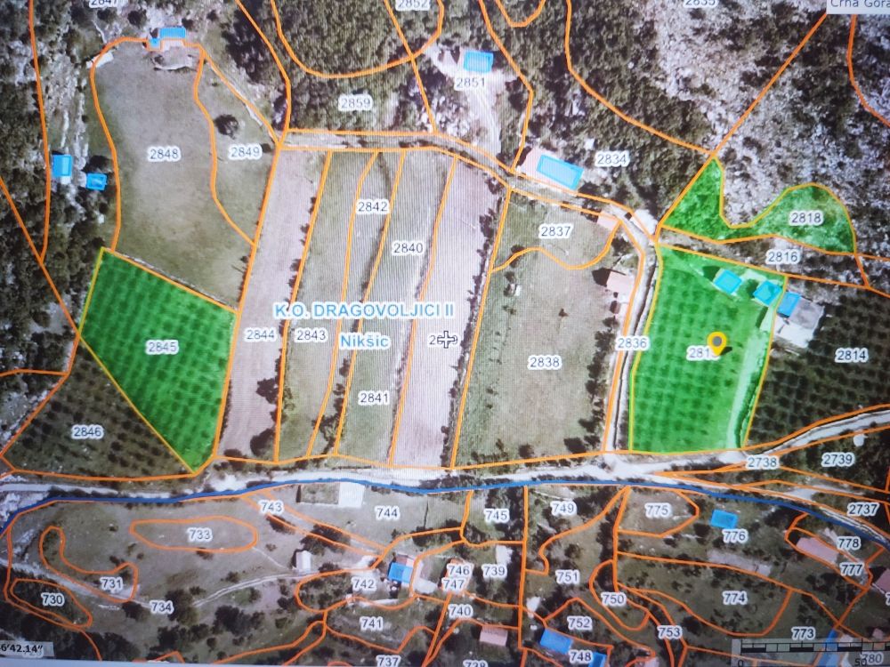 Terreno en Nikšić, Montenegro, 8 455 m² - imagen 12