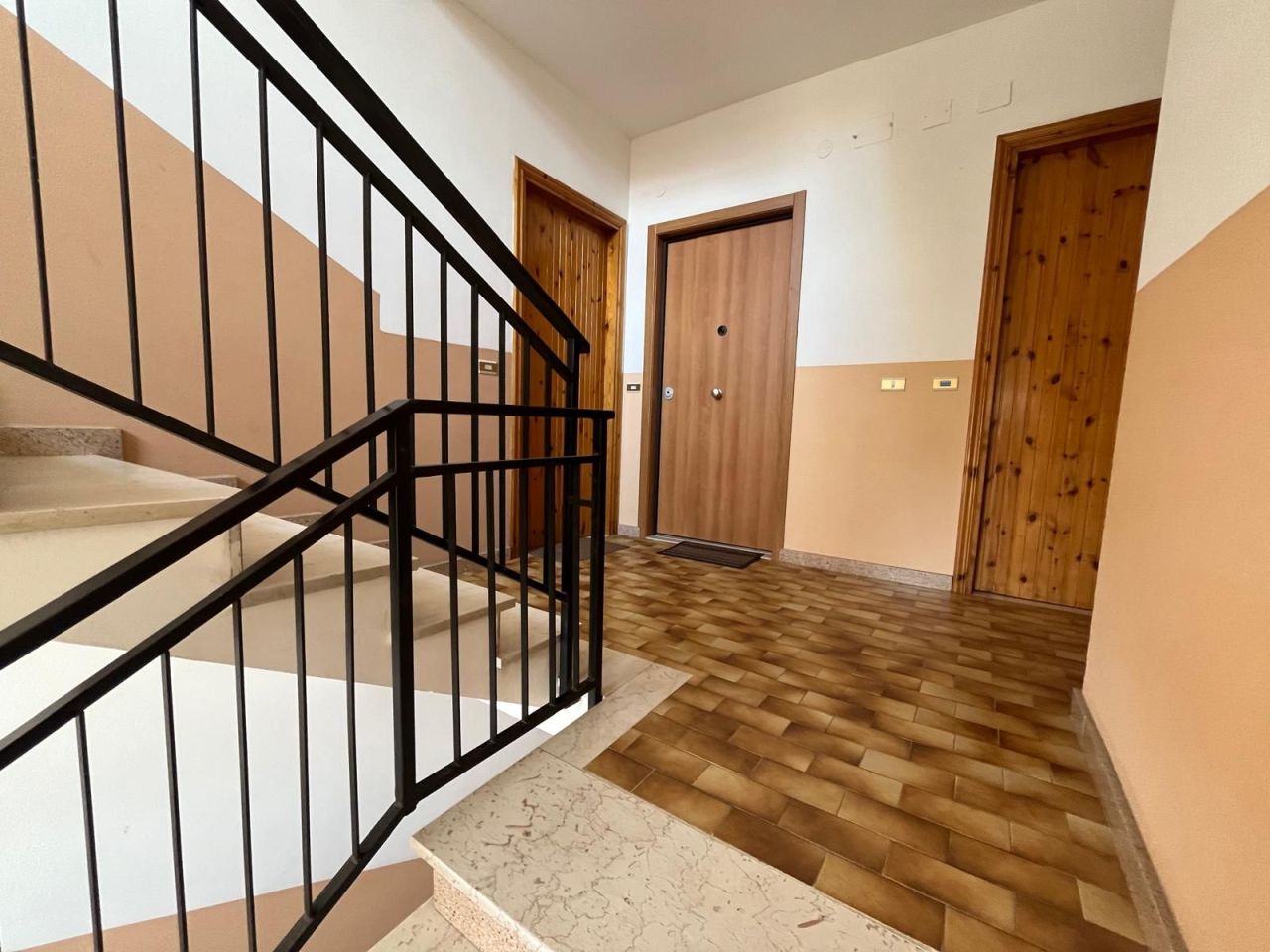 Appartement à Scalea, Italie, 160 m² - image 2