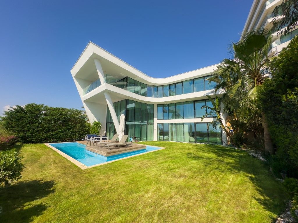 Villa à Bodrum, Turquie, 175 m² - image 1