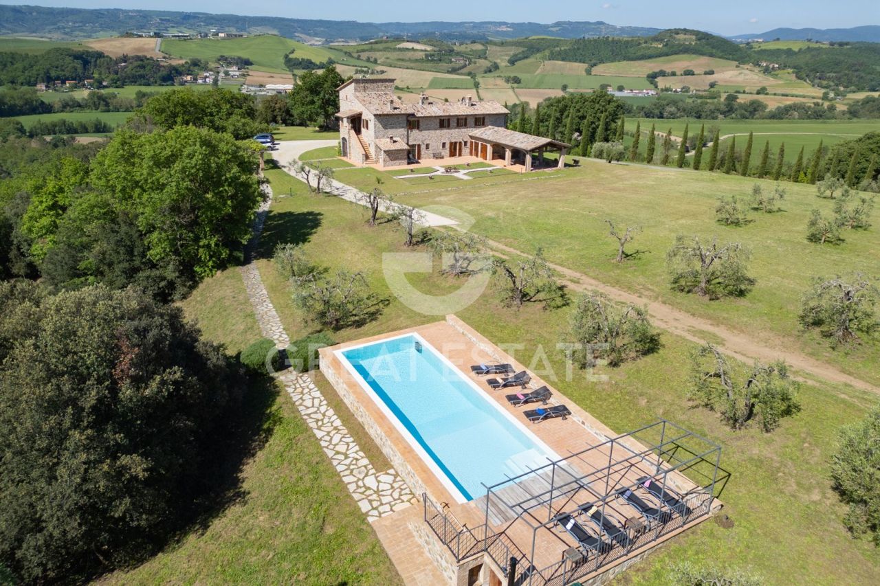 Haus in Orvieto, Italien, 638.15 m² - Foto 1