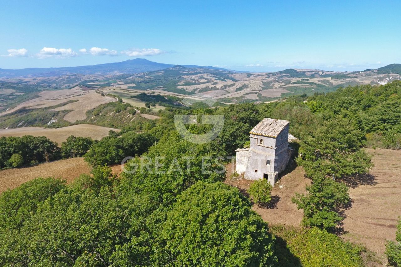 House San Casciano dei Bagni, Italy, 340 m² - picture 1