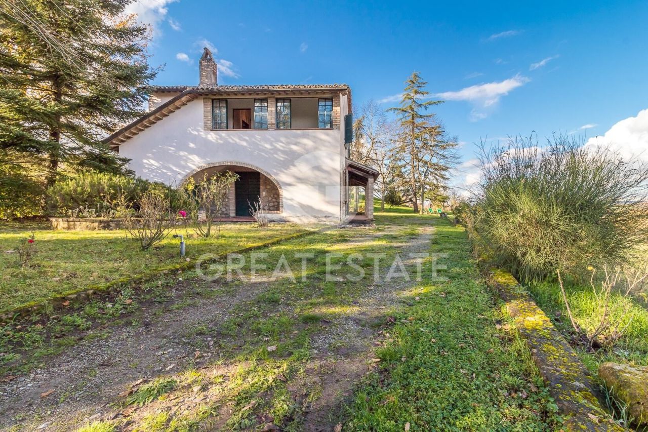 House in Ficulle, Italy, 223.6 m² - picture 1