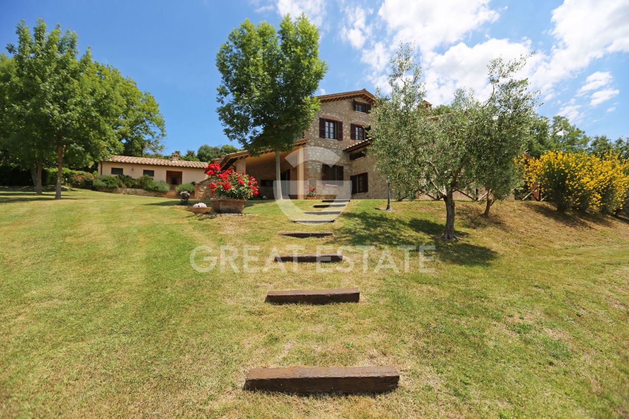 House in Lugnano in Teverina, Italy, 299.8 m² - picture 4