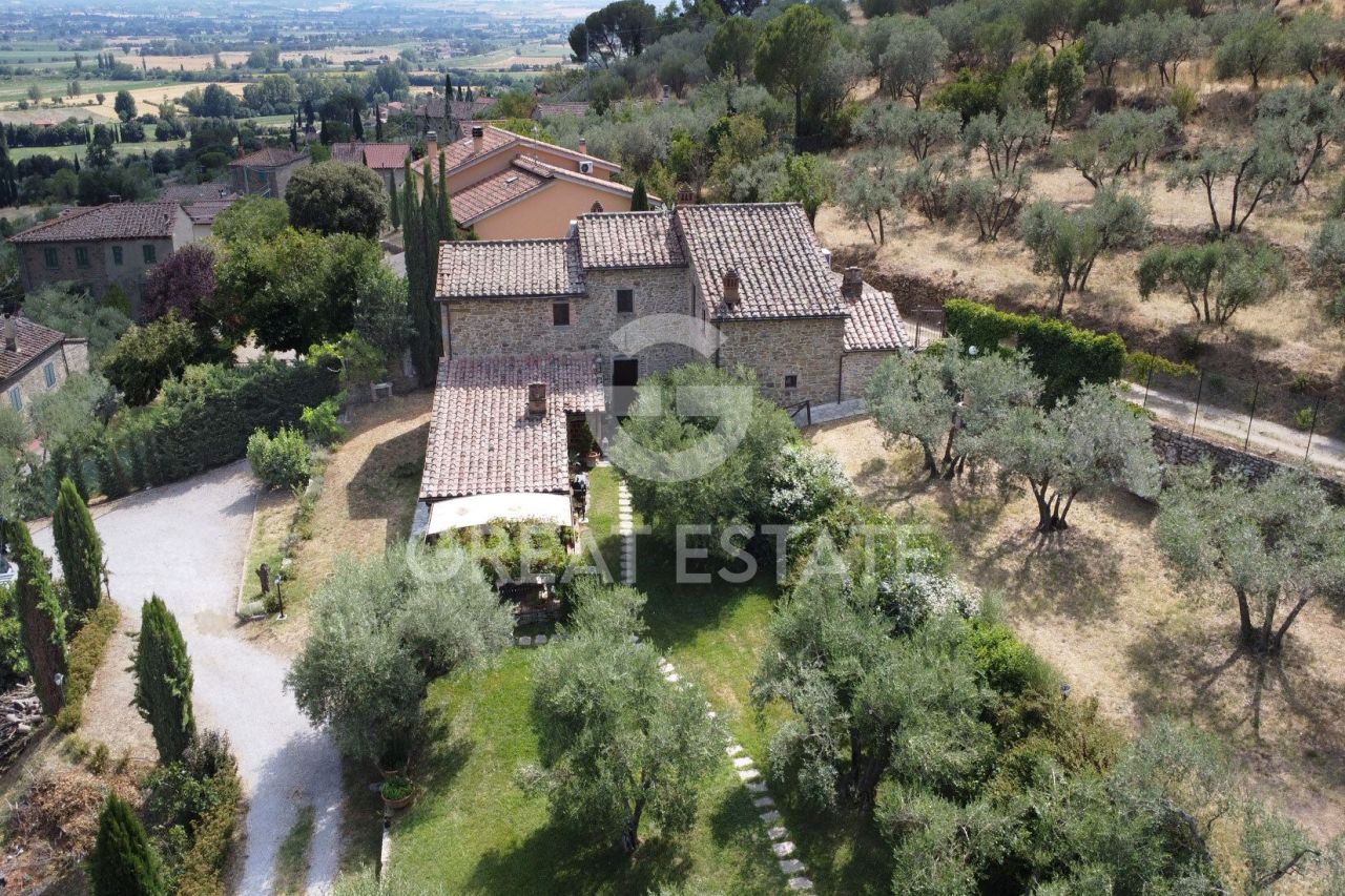 Maison à Cortone, Italie, 345 m² - image 4