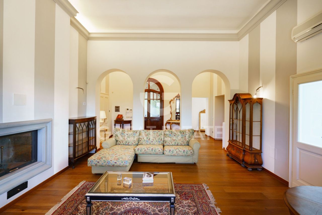Villa à Cortone, Italie, 762.2 m² - image 4
