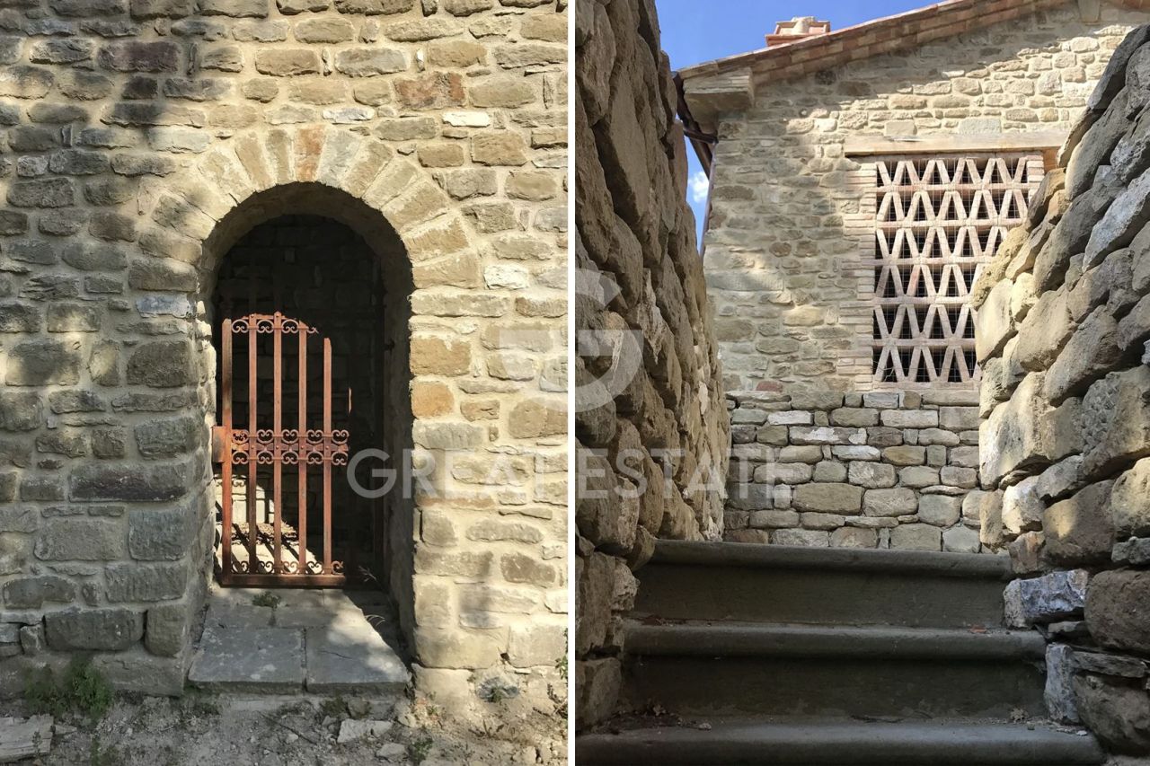 Château à Passignano sul Trasimeno, Italie, 1 080 m² - image 8